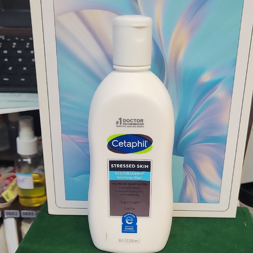Stressed Skin Restoraderm Soothing Wash 296ml New Bottle